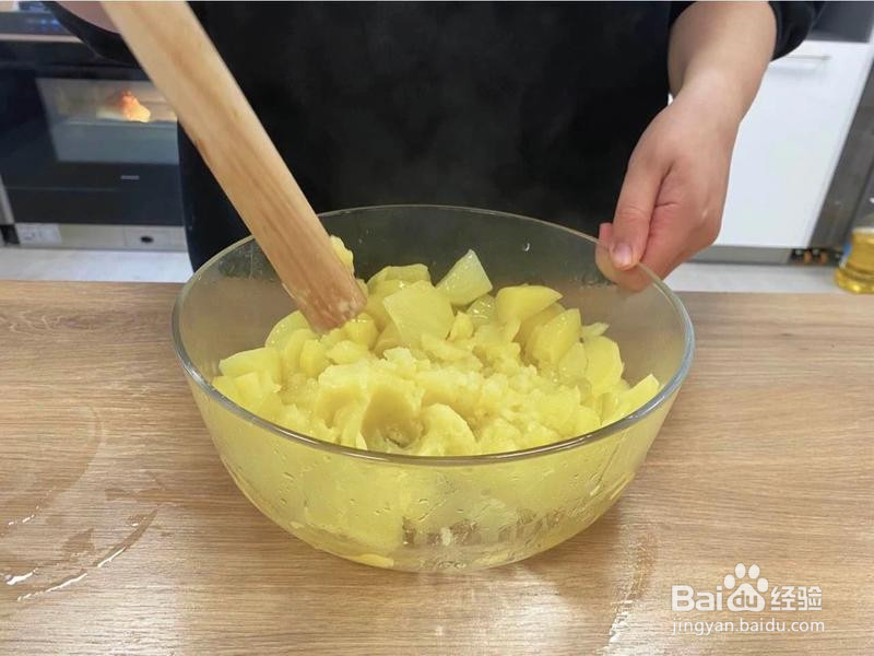 飞饼卷虾的做法