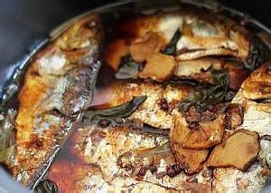 酥鲫鱼制作方法