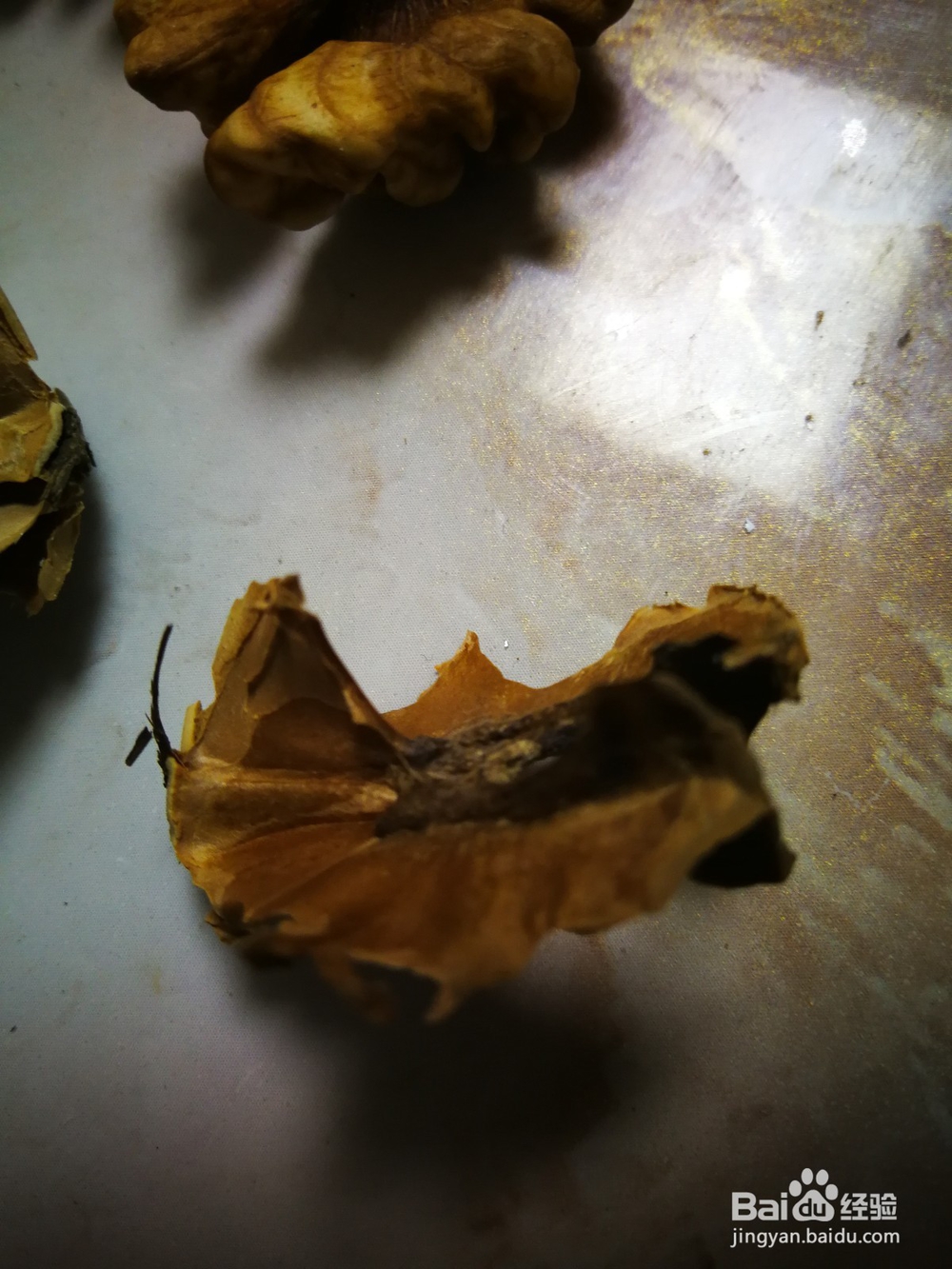 核桃隔心木的制取