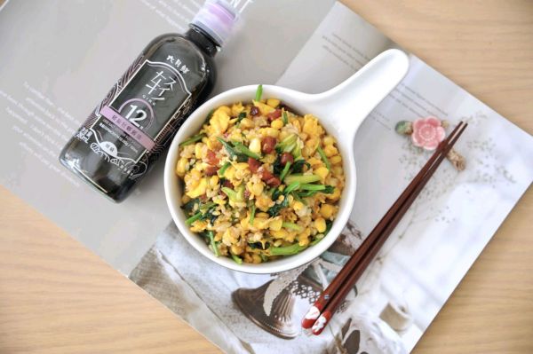腊肉时蔬炒米饭