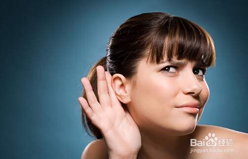 冬天脸上长痘痘的原因