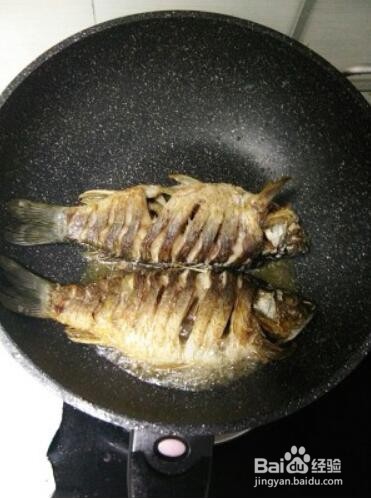 香煎鲫鱼(简单易做)