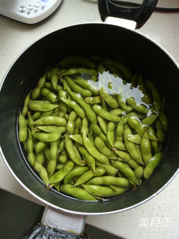水煮毛豆的做法