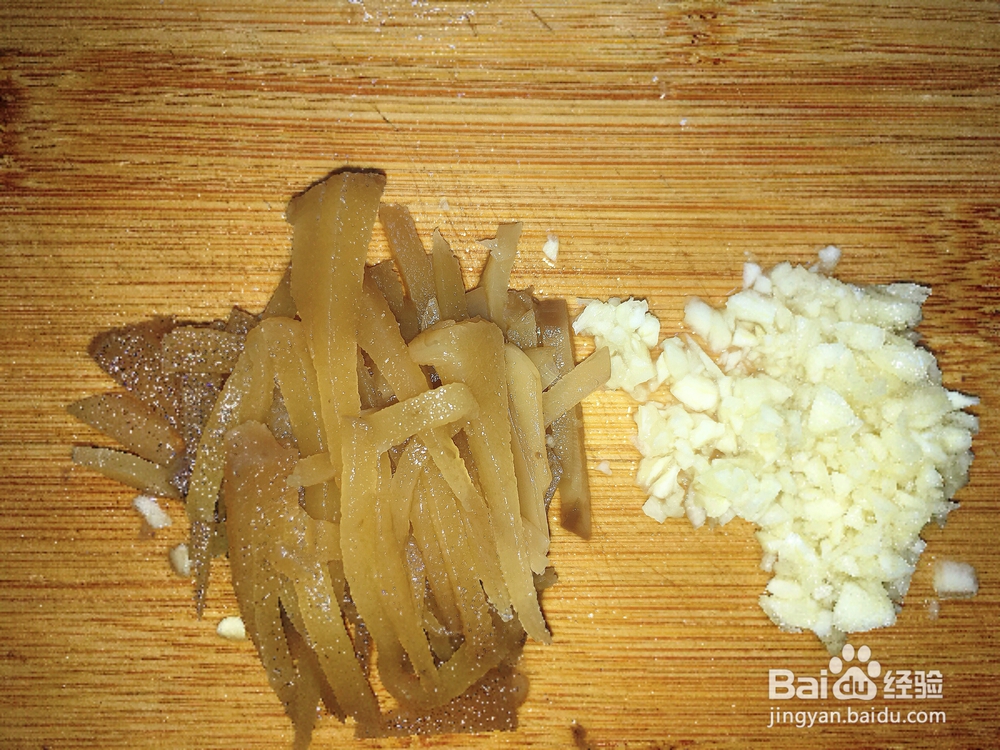 好吃到哭的酸笋茄子