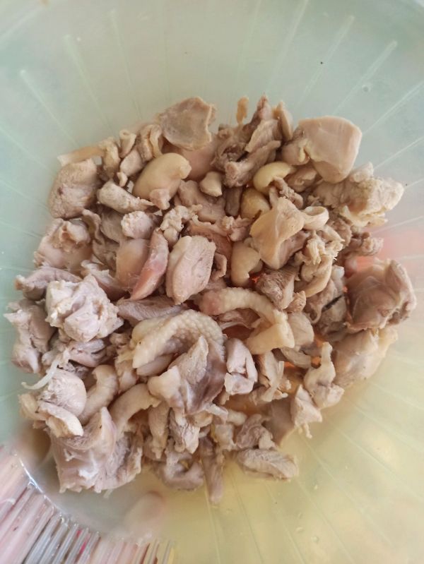 胡萝卜土豆炖鸡块