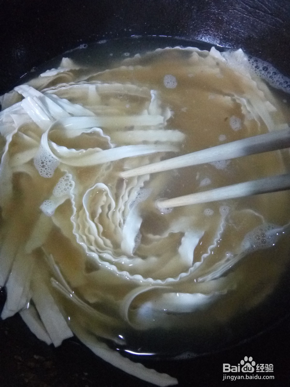 鸡蛋酱拌过水面