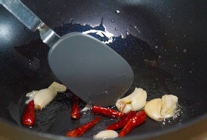 海虾煲杏鲍菇的做法