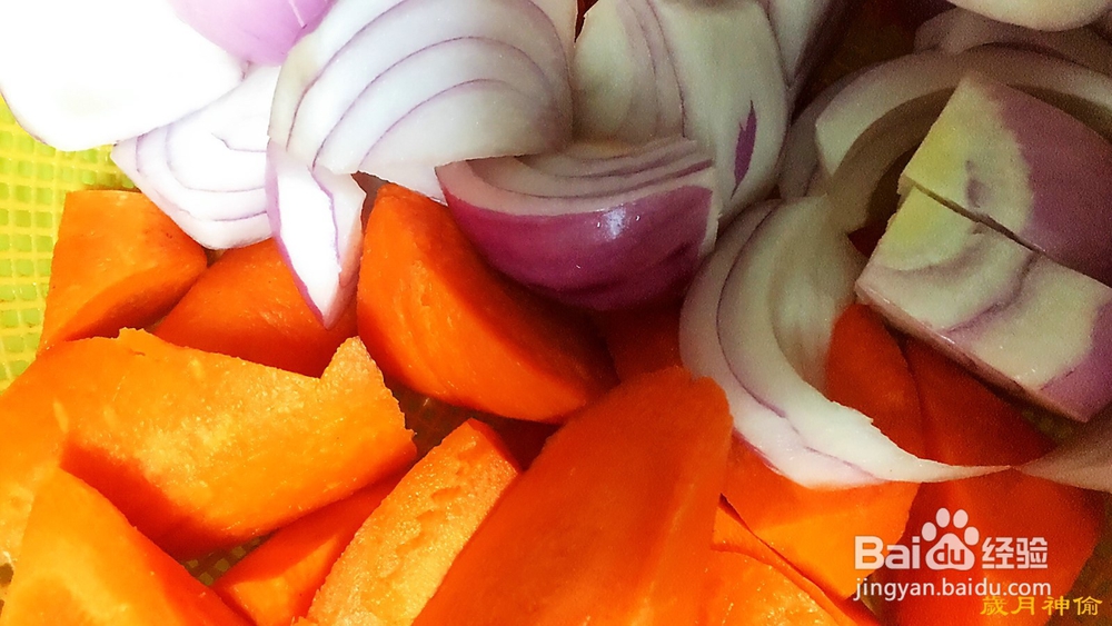 一个大老爷们总结出的咖喱土豆牛腩做法