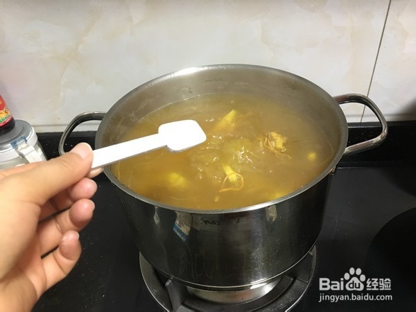 教你做虫草花椰子大骨汤