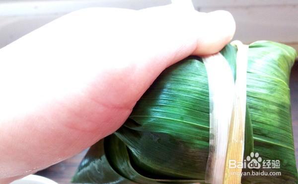 一步步做馋嘴的红枣豆沙粽