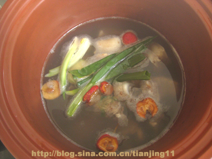 冬至养生的首选菜肴—萝卜羊肉汤