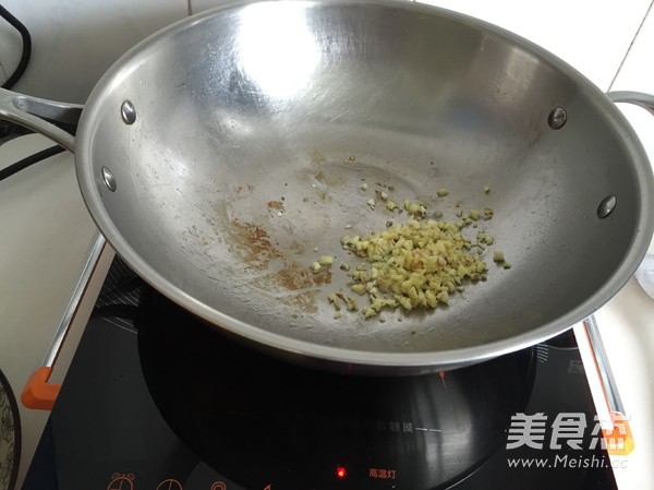 甜辣油焖虾的做法