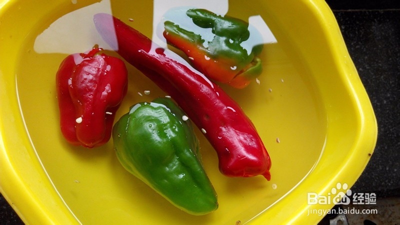 红绿辣椒拌虾皮