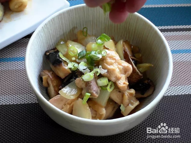 怎样做出家常菜系列之蘑菇蒸鸡