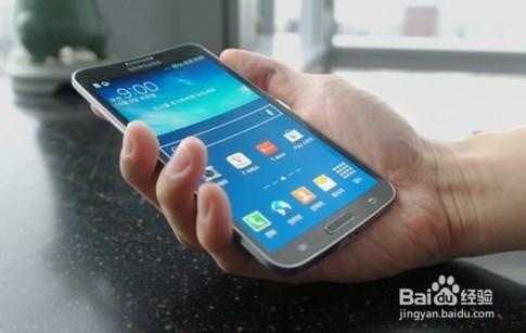 三星Galaxy Round 曲面屏幕手机特点