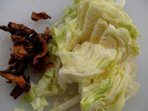 我家的营养早餐之腊肉炒烧饼