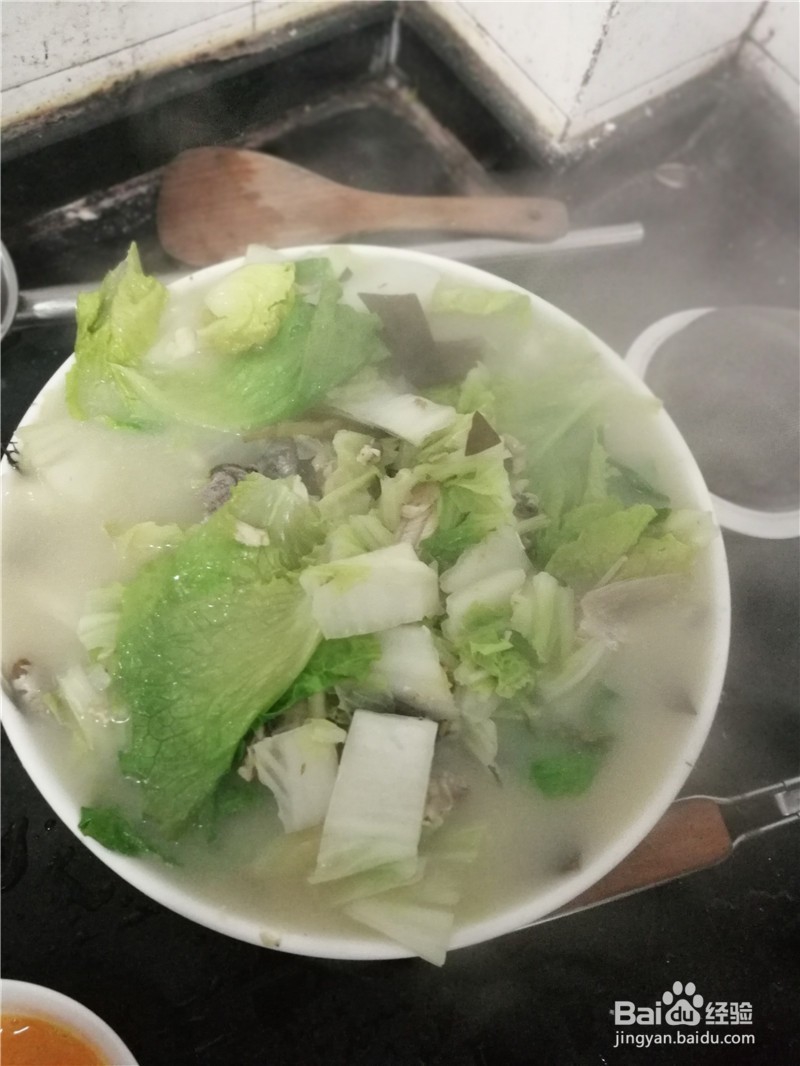 鱼骨汤炖白菜