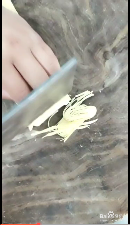 葱油干豆腐皮的做法