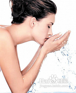 怎样清洁脸部是合理的?