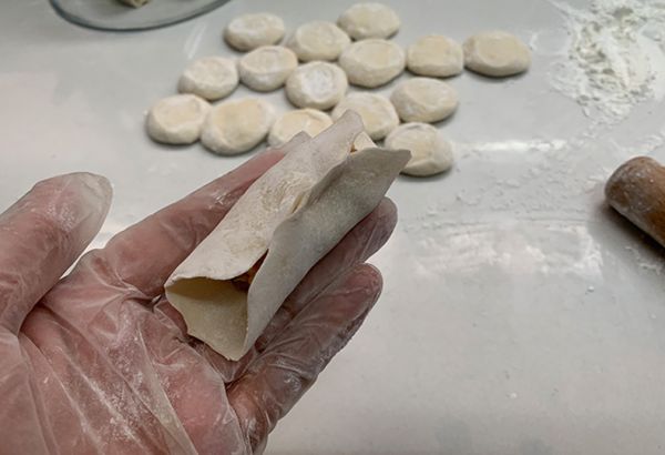 玉米猪肉生煎饺