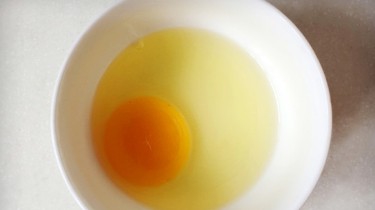 如何做一份清甜的糖水荷包蛋？