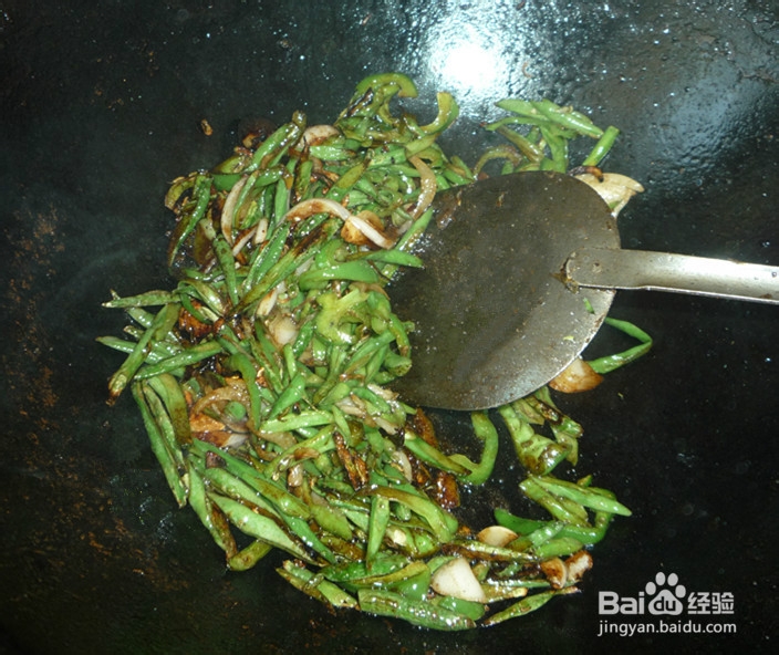 鸡蛋炒饼的做法