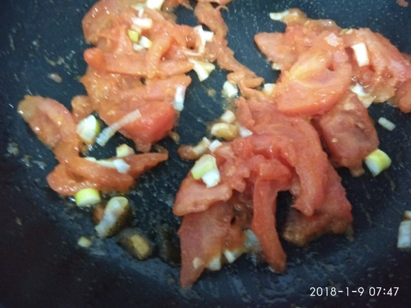 虾油西红柿鸡蛋面早餐