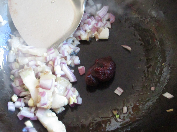 韩式酸菜炒年糕