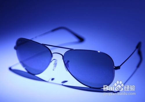 夏季打高尔夫如何保护眼睛