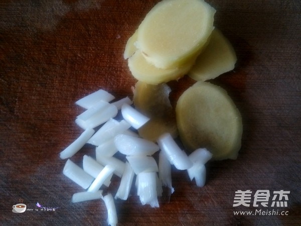 私房秘制烤鸡翅