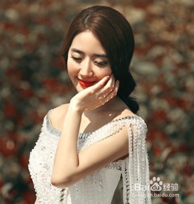 简约新娘发型推荐 打造唯美梦幻公主风