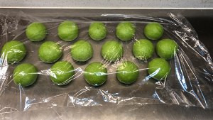 超软菠菜咸蛋黄乳酪面包