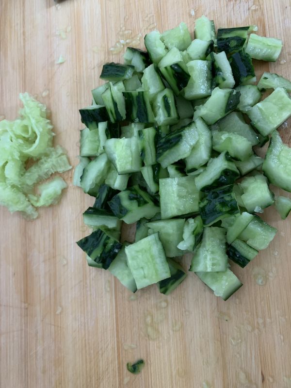 凉拌黑木耳黄瓜