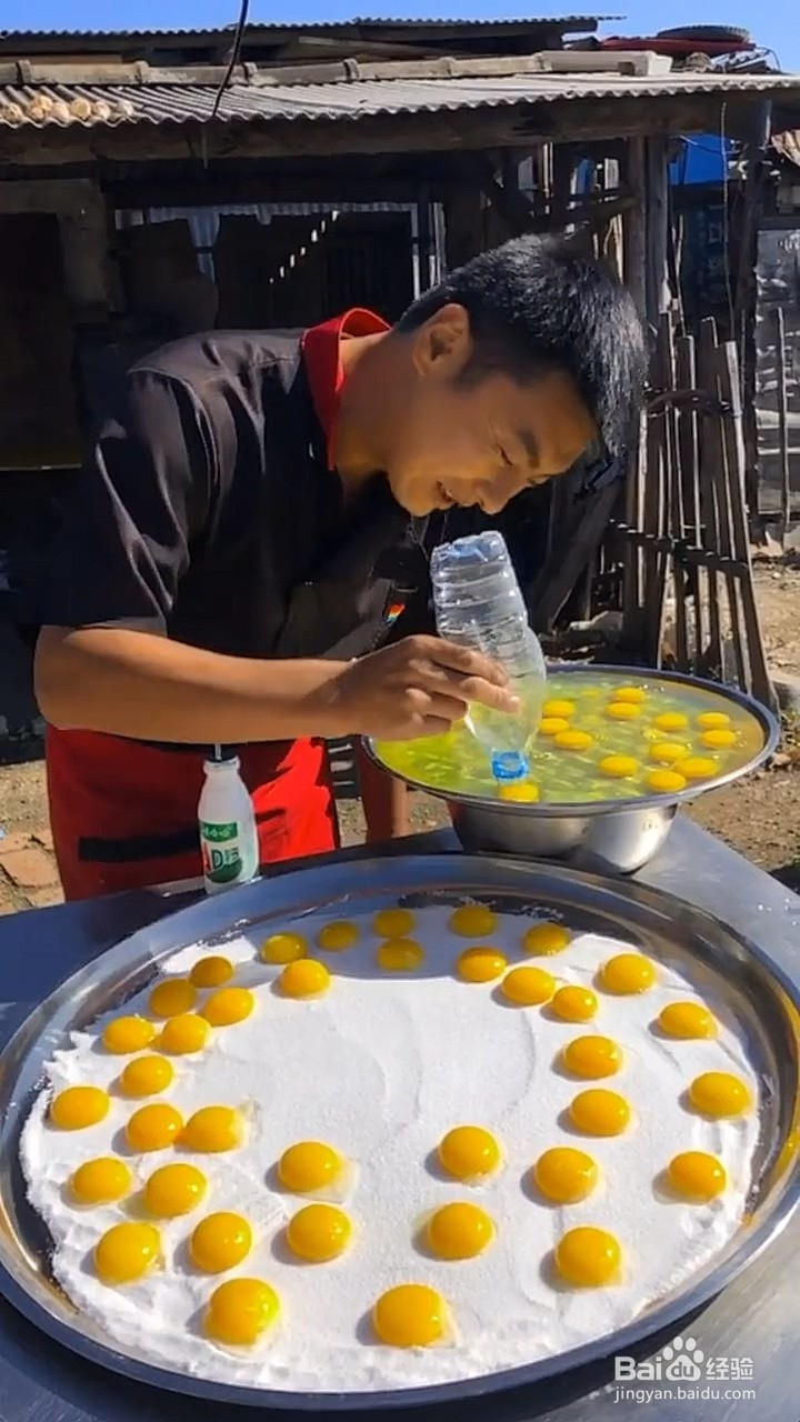 如何制作咸蛋黄？