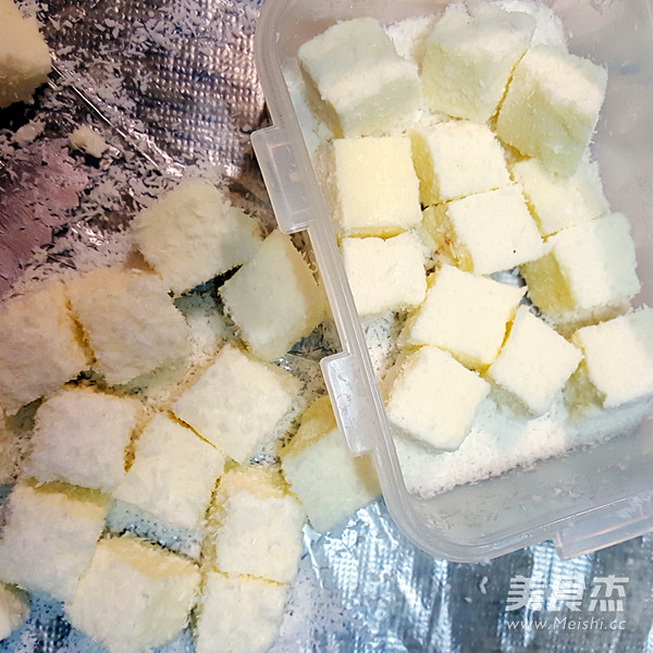 椰丝牛奶小方