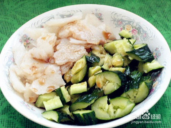 如何制作凉皮拌黄瓜