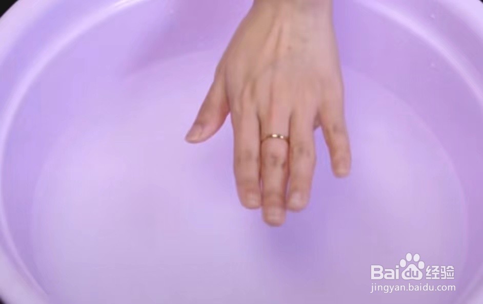 戒指戴久了取不下来怎么办?