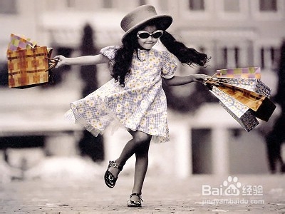 教育孩子乱花钱时,父母容易犯的几点错误