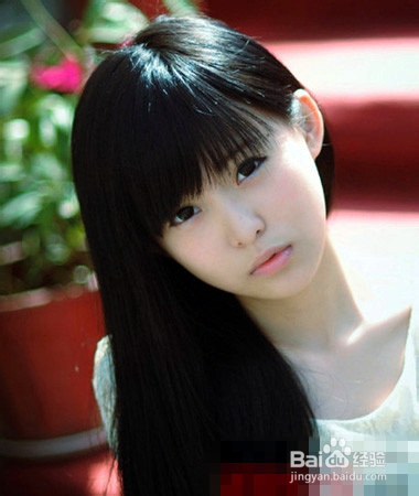纯美古典长直发发型 演绎清纯婉约气质淑女