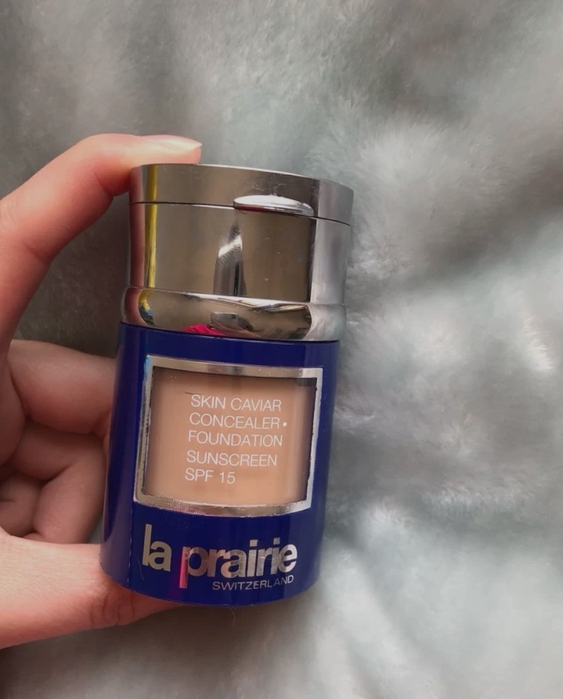 选粉底液的时候都让人头疼,今天为大家推荐四款适合油皮的粉底液