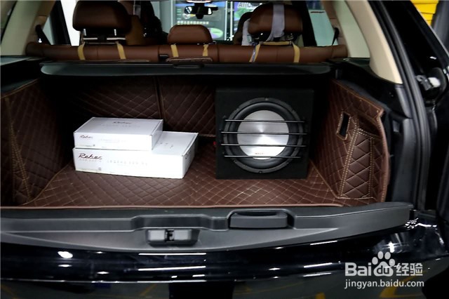 广州宝马X5过顺德音响改装升级作业