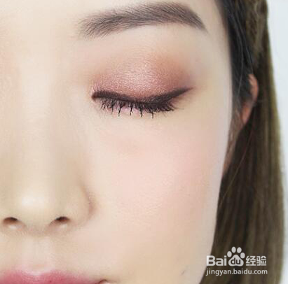 单眼皮必学韩式眼妆教程