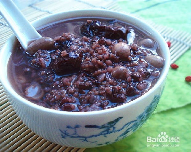 女人气血不足，三种食疗法，让你拥有好气色！