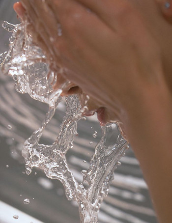 秋季用什么面膜可以给肌肤补水改善干燥皮肤