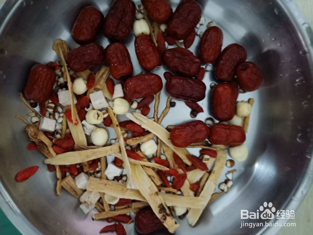 三黄鸡煲怎么做不油腻