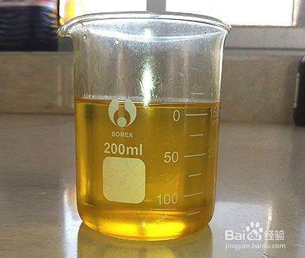 如何检查并使用干粉灭火器