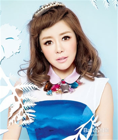 清新可爱扎发发型