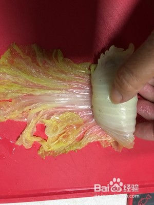 娃娃菜包肉的做法
