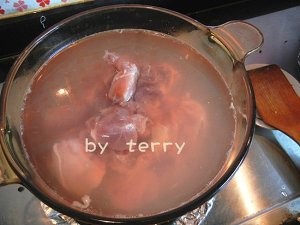 教你怎么做番茄土豆玉米排骨汤