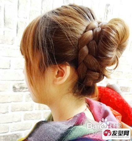 丸子头的扎法图解教你怎么扎出俏皮甜美的丸子头
